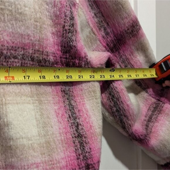 Zara  Plaid Shacket - Picture 4 of 14